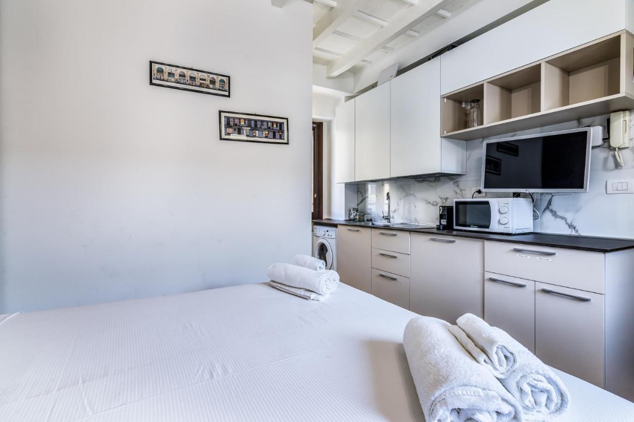 Morimondo Studio Apartment Milán Exterior foto